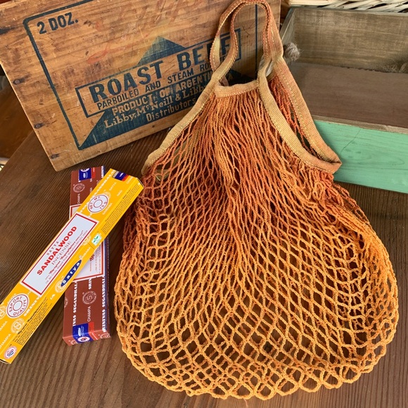 ✨HAND DYED NET STRING FRENCH MARKET BAG✨ - Picture 5 of 6